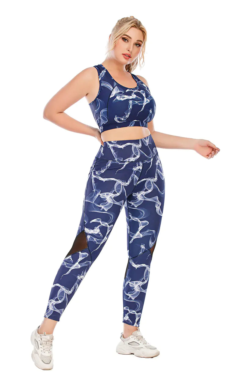 Curvy Fit Women's Activewear Set